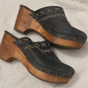 Five Worlds Gray Suede Distressed Women's Wooden Clogs
